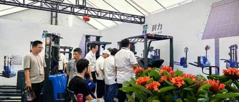 Jiangsu Kinlift Equipment Co., Ltd. achieved complete success at the 135th Spring Canton Fair